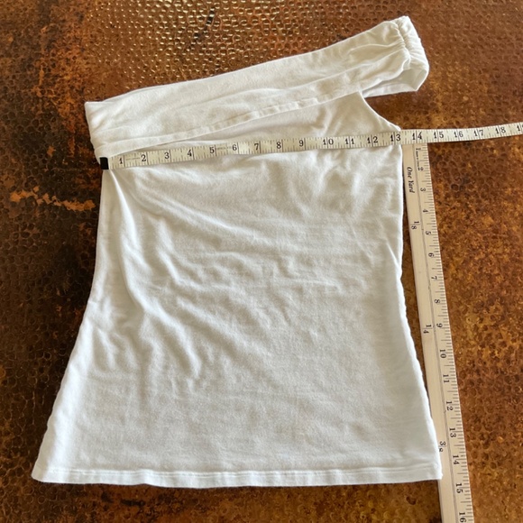 Bra Tops Sri Lanka One-Shoulder Camisole. White. Size XS - Picture 8 of 8